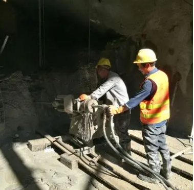 舒兰水下抗分散灌浆料特点 水下不分散注浆料介绍